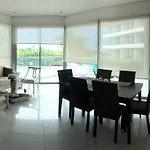 Apto En Cartagena Frente Al Mar